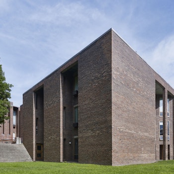 FIRST UNITARIAN CHURCH AND SCHOOL in Rochester, United States - by Louis I. Kahn at ARKITOK - Photo #7 