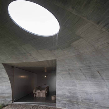 HOUSE IN MONSARAZ in Alentejo, Portugal - by Aires Mateus at ARKITOK - Photo #3 