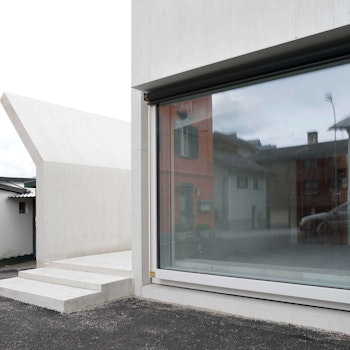 HOUSE IN LAAX in Laax, Switzerland - by Valerio Olgiati at ARKITOK - Photo #2 