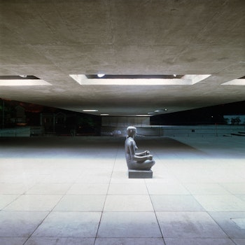 BRAZILIAN MUSEUM OF SCULPTURE in São Paulo, Brazil - by Paulo Mendes da Rocha at ARKITOK - Photo #9 