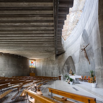 SANTA ANA PARISH CHURCH in Madrid, Spain - by Miguel Fisac at ARKITOK - Photo #9 