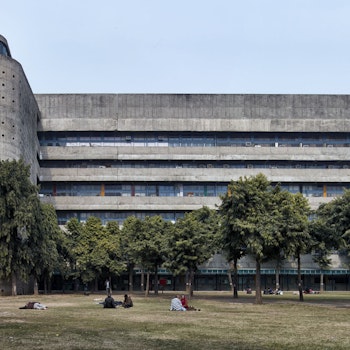 INSTITUTE OF MEDICAL EDUCATION AND RESEARCH  IN CHANDIGARH in Chandigarh, India - by Le Corbusier at ARKITOK - Photo #9 