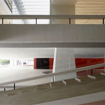 OSCAR NIEMEYER MUSEUM in Curitiba, Brazil - by Oscar Niemeyer at ARKITOK - Photo #4 