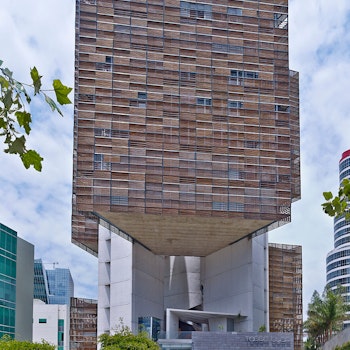 CUBE OFFICE TOWER in Guadalajara, Mexico - by Estudio Carme Pinós at ARKITOK - Photo #10 