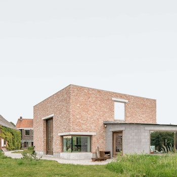 STUDIO SDS in Deinze, Belgium - by GRAUX & BAEYENS architecten at ARKITOK