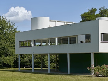 VILLA SAVOYE in Poissy, France - by Le Corbusier at ARKITOK