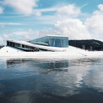 NORWEGIAN NATIONAL OPERA AND BALLET in Oslo, Norway - by Snøhetta at ARKITOK