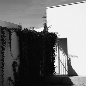 HOUSE IN ESTREMOZ in Estremoz, Portugal - by Matos Gameiro arquitectos at ARKITOK - Photo #12 
