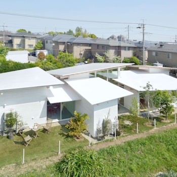 6 ROOFS HOUSE in Nagoya, Japan - by studio velocity at ARKITOK - Photo #1 