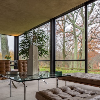 GLASS HOUSE in New Canaan, United States - by Philip Johnson at ARKITOK - Photo #6 