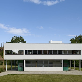 VILLA SAVOYE in Poissy, France - by Le Corbusier at ARKITOK - Photo #2 