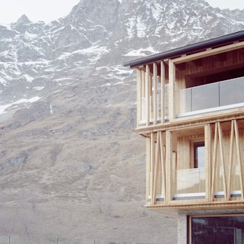 THE CLIMBERS' REFUGE in Valtournenche, Italy - by LCA architetti at ARKITOK - Photo #2 