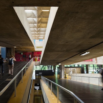 ARCHITECTURE AND URBANISM SCHOOL in São Paulo, Brazil - by João Batista Vilanova Artigas at ARKITOK - Photo #11 