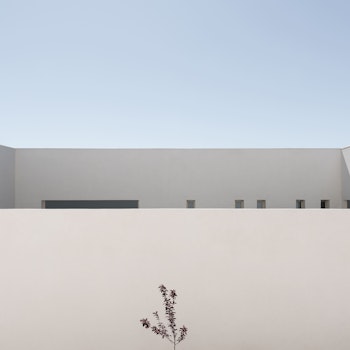 PATIO HOUSE COMPLEX in Villaviciosa de Odón, Spain - by Junquera Arquitectos at ARKITOK - Photo #11 