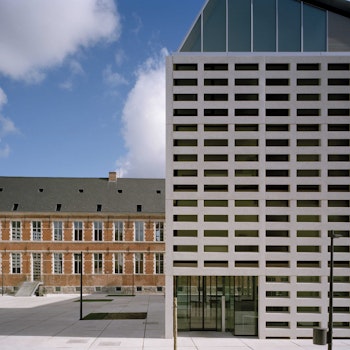COLLEGE OF EUROPE in Bruges, Belgium - by Xaveer De Geyter Architects at ARKITOK - Photo #2 