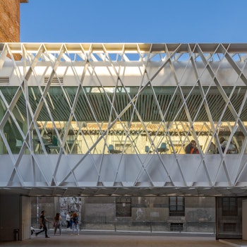ABC CENTRE in Madrid, Spain - by Aranguren + Gallegos arquitectos at ARKITOK - Photo #2 