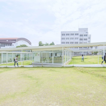 AICHI SANGYO UNIVERSITY EDUCATIONAL CENTER LANGUAGE AND IT in Okazaki, Japan - by studio velocity at ARKITOK - Photo #2 