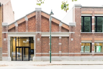 CHARLES MALIS in Molenbeek-Saint-Jean, Belgium - by MAMOUT architectes at ARKITOK