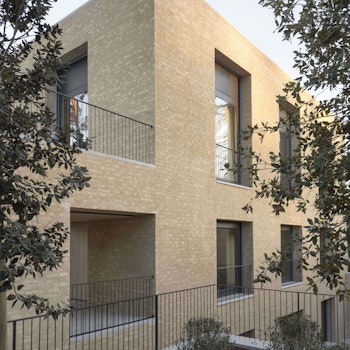 BRICK HOUSE in Madrid, Spain - by Tuñón y Albornoz Arquitectos at ARKITOK - Photo #4 