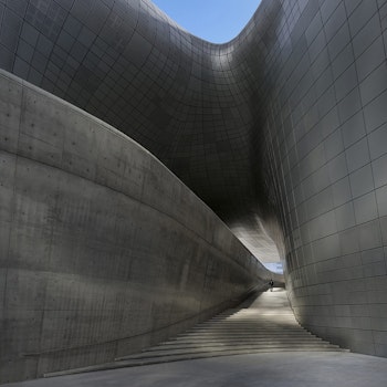 DONGDAEMUN DESIGN PLAZA in Seoul, Korea, Republic of - by Zaha Hadid Architects at ARKITOK - Photo #4 