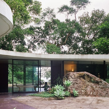 DAS CANOAS HOUSE in Rio de Janeiro, Brazil - by Oscar Niemeyer at ARKITOK - Photo #12 
