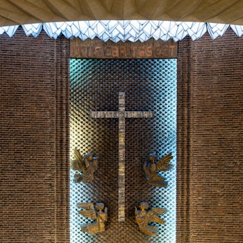 CHURCH OF SANTA MARÍA DEL MONTE CARMELO in Madrid, Spain - by Luis Gutiérrez Soto at ARKITOK - Photo #11 