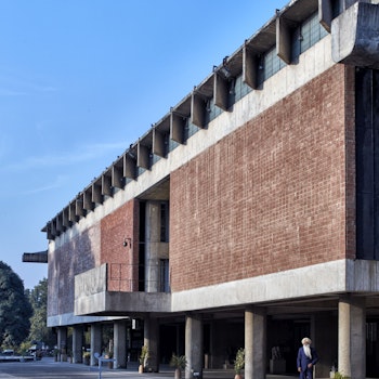 MUSEUM AND ART GALLERY IN CHANDIGARH in Chandigarh, India - by Le Corbusier at ARKITOK