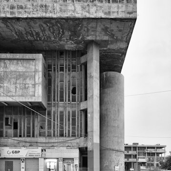 SECTOR 17 IN CHANDIGARH in Chandigarh, India - by Le Corbusier at ARKITOK - Photo #8 