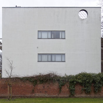 MAISON GUIETTE in Antwerp, Belgium - by Le Corbusier at ARKITOK - Photo #2 