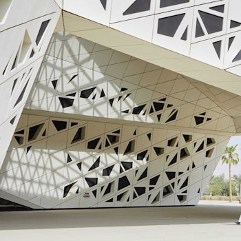 KAPSARC in Riyadh, Saudi Arabia - by Zaha Hadid Architects at ARKITOK - Photo #13 
