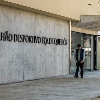 EÇA DE QUEIRÓS SECONDARY SCHOOL SPORTS PAVILION in Póvoa do Varzim, Portugal - by OVAL at ARKITOK - Photo #4 