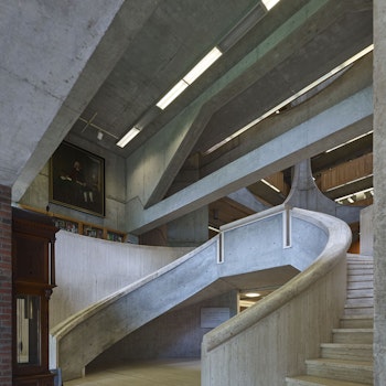 PHILLIPS EXETER ACADEMY LIBRARY in Exeter, United States - by Louis I. Kahn at ARKITOK - Photo #5 