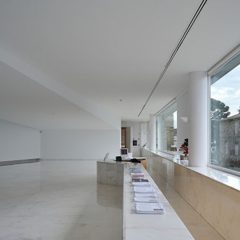 GALICIAN CENTER FOR CONTEMPORARY ART (CGAC) in Santiago de Compostela, Spain - by Álvaro Siza at ARKITOK - Photo #8 