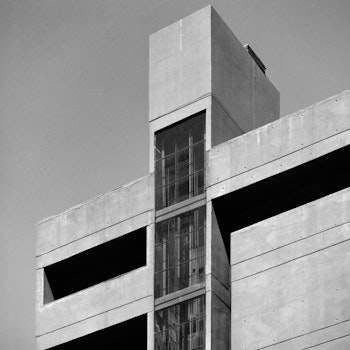 ASPEN BUILDING in São Paulo, Brazil - by Paulo Mendes da Rocha at ARKITOK