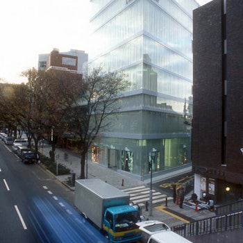 CHRISTIAN DIOR BUILDING OMOTESANDO in Tokyo, Japan - by Kazuyo Sejima + Ryue Nishizawa / SANAA at ARKITOK - Photo #2 