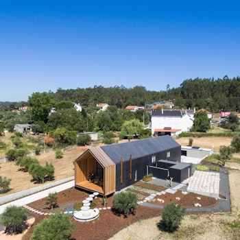 HOUSE IN OURÉM in Ourém, Portugal - by Filipe Saraiva Arquitectos at ARKITOK - Photo #2 
