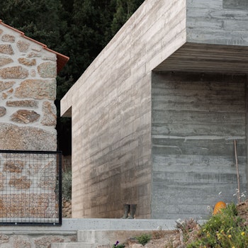 HOUSE NAMORA in Gonçalo, Portugal - by Filipe Pina Arquitectura at ARKITOK - Photo #8 