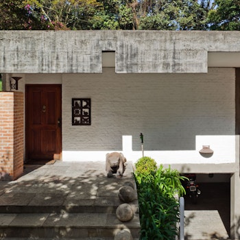 ELZA SALVATORI BERQUO HOUSE in São Paulo, Brazil - by João Batista Vilanova Artigas at ARKITOK - Photo #6 