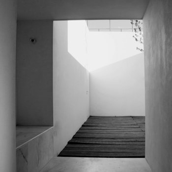 HOUSE IN ALFAMA in Lisbon, Portugal - by Matos Gameiro arquitectos at ARKITOK - Photo #12 