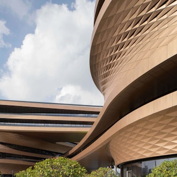 INFINITUS PLAZA in Guangzhou, China - by Zaha Hadid Architects at ARKITOK - Photo #6 