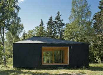 SUMMERHOUSE SÖDERÖRA in Blidö, Sweden - by Tham & Videgård Arkitekter at ARKITOK