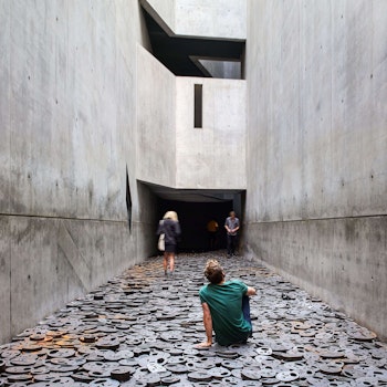 JEWISH MUSEUM BERLIN in Berlin, Germany - by Studio Libeskind at ARKITOK - Photo #10 