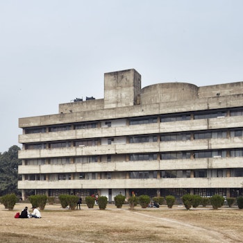 PANJAB UNIVERSITY in Chandigarh, India - by Le Corbusier at ARKITOK - Photo #2 