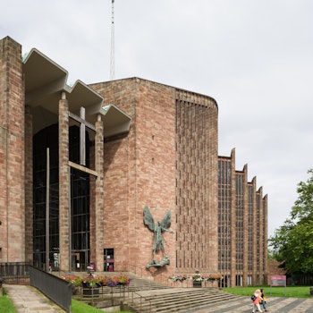 CONVENTRY CATHEDRAL in Coventry, United Kingdom - by Basil Spence at ARKITOK - Photo #2 