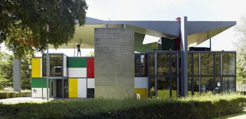 PAVILLON LE CORBUSIER in Zürich, Switzerland - by Le Corbusier at ARKITOK - Photo #8 