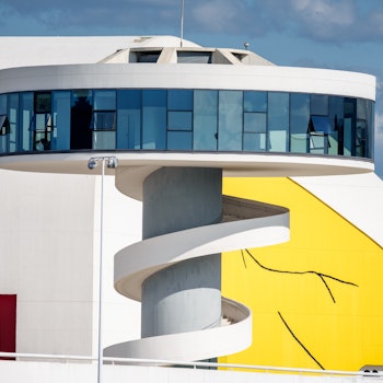 NIEMEYER CENTER in Avilés, Spain - by Oscar Niemeyer at ARKITOK - Photo #6 