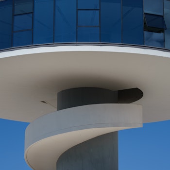 NIEMEYER CENTER in Avilés, Spain - by Oscar Niemeyer at ARKITOK - Photo #5 