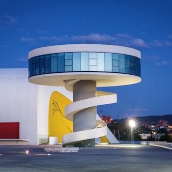 NIEMEYER CENTER in Avilés, Spain - by Oscar Niemeyer at ARKITOK - Photo #8 