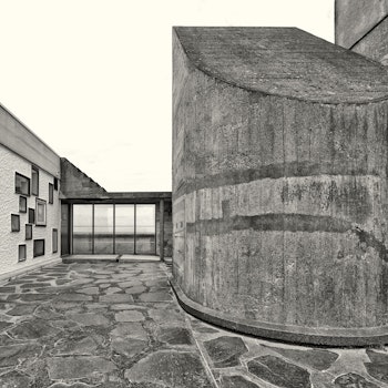 UNITÉ D'HABITATION NANTES-REZÉ in Rezé, France - by Le Corbusier at ARKITOK - Photo #5 