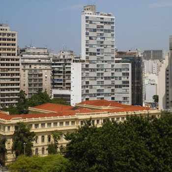 EIFFEL BUILDING in São Paulo, Brazil - by Oscar Niemeyer at ARKITOK